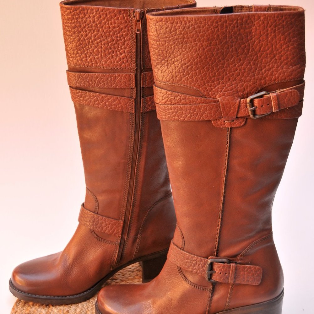 Clarke NWOT Leather Boots - Picture 3 of 6